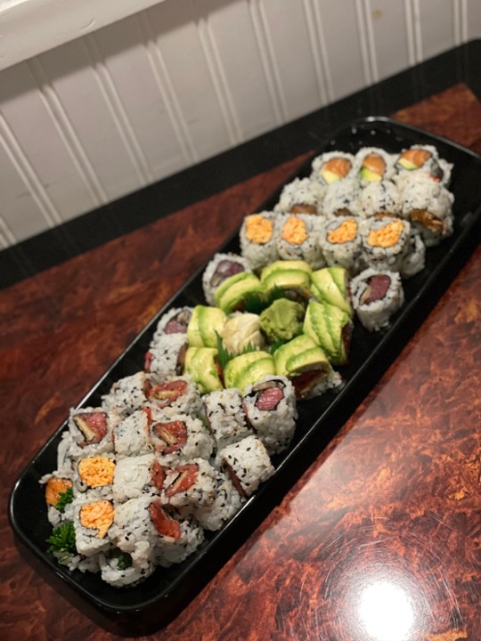 Medium Platter (9 Uramaki Rolls) - **please order 1 hours in advance**