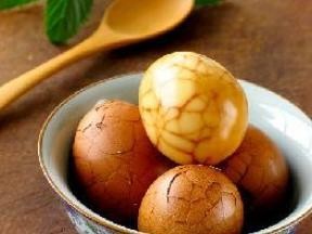 🥬 茶葉蛋 Tea Flavored Egg