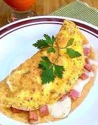 OMELETTE WITH HAM AND CHEESE