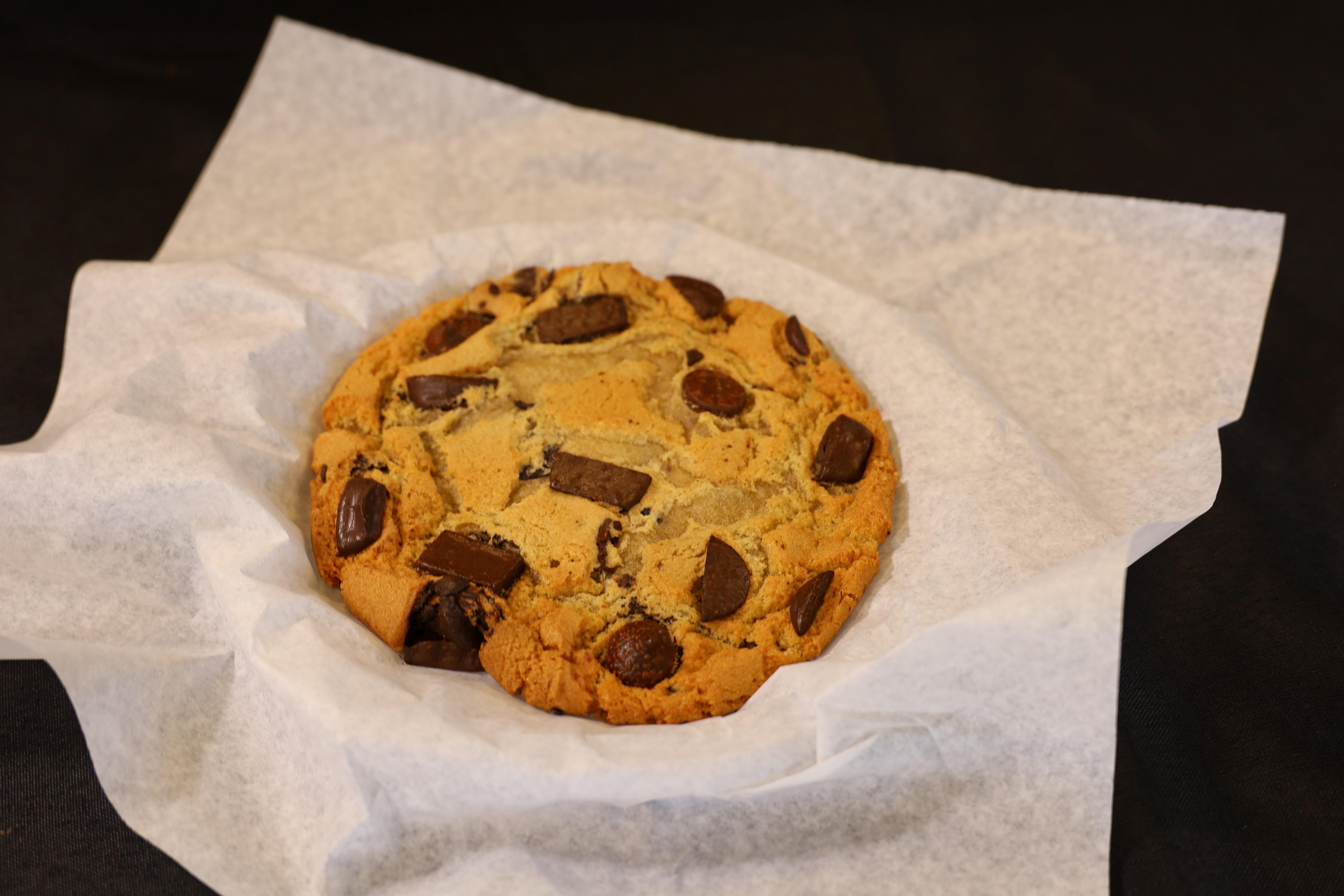 Chocolate Chip Cookie