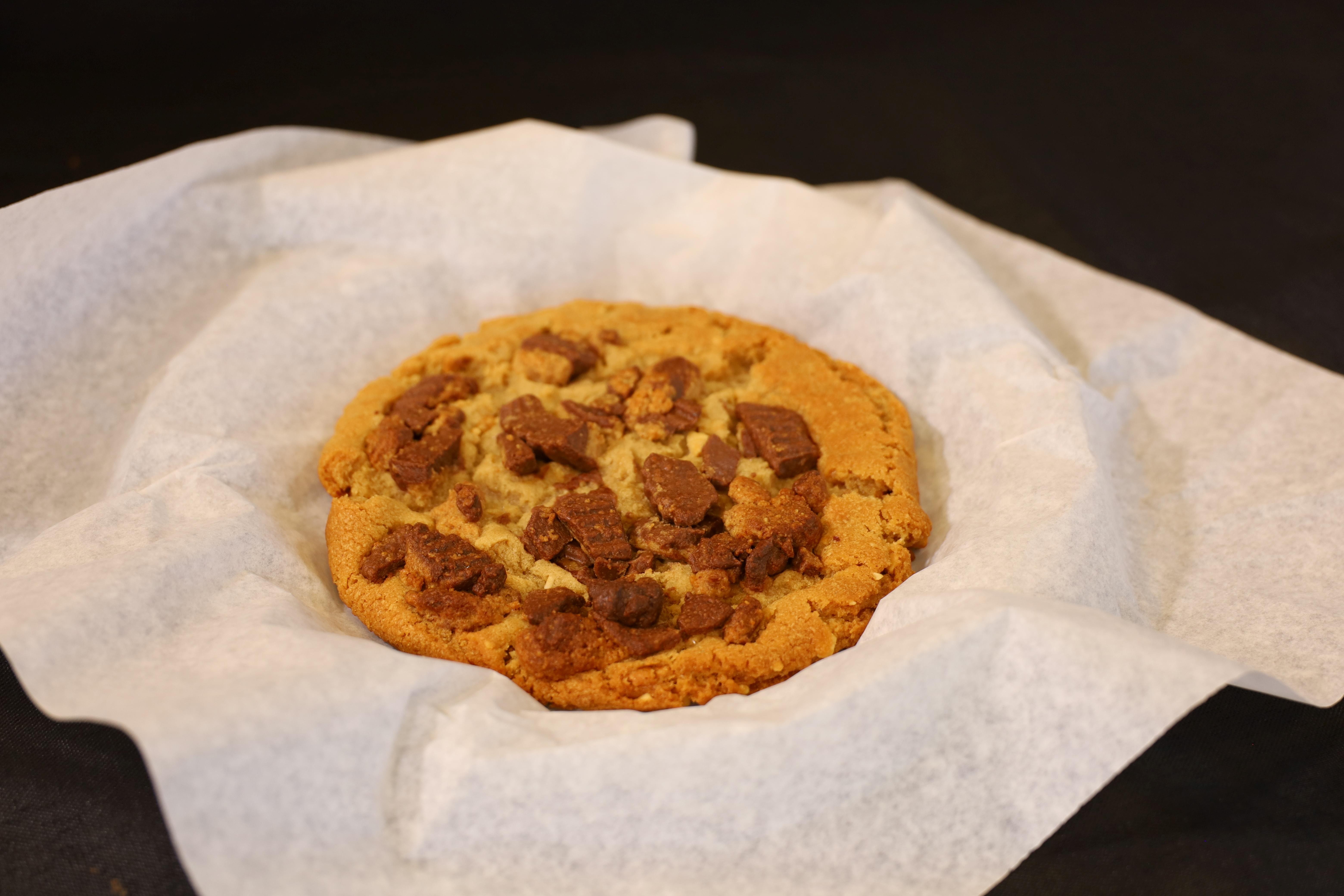 Reese's Peanut Butter Cup Cookie