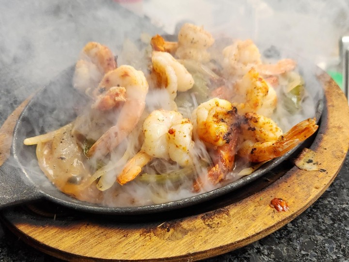 Grilled Shrimp Fajitas