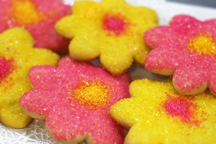 Half Dozen Pastel Sugar Dusted Flower Cookies