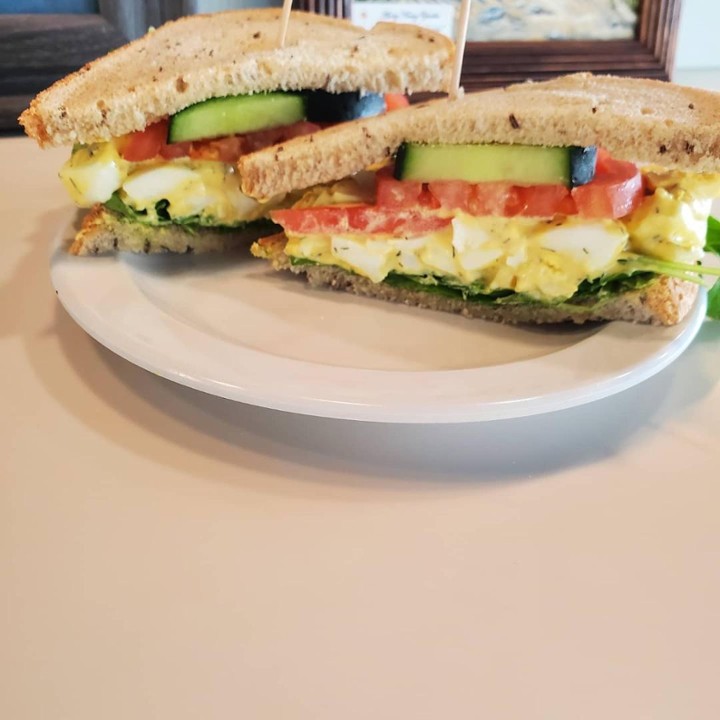 Dilly Egg Salad Sandwich