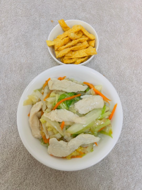 Lunch Chicken Chow Mein h
