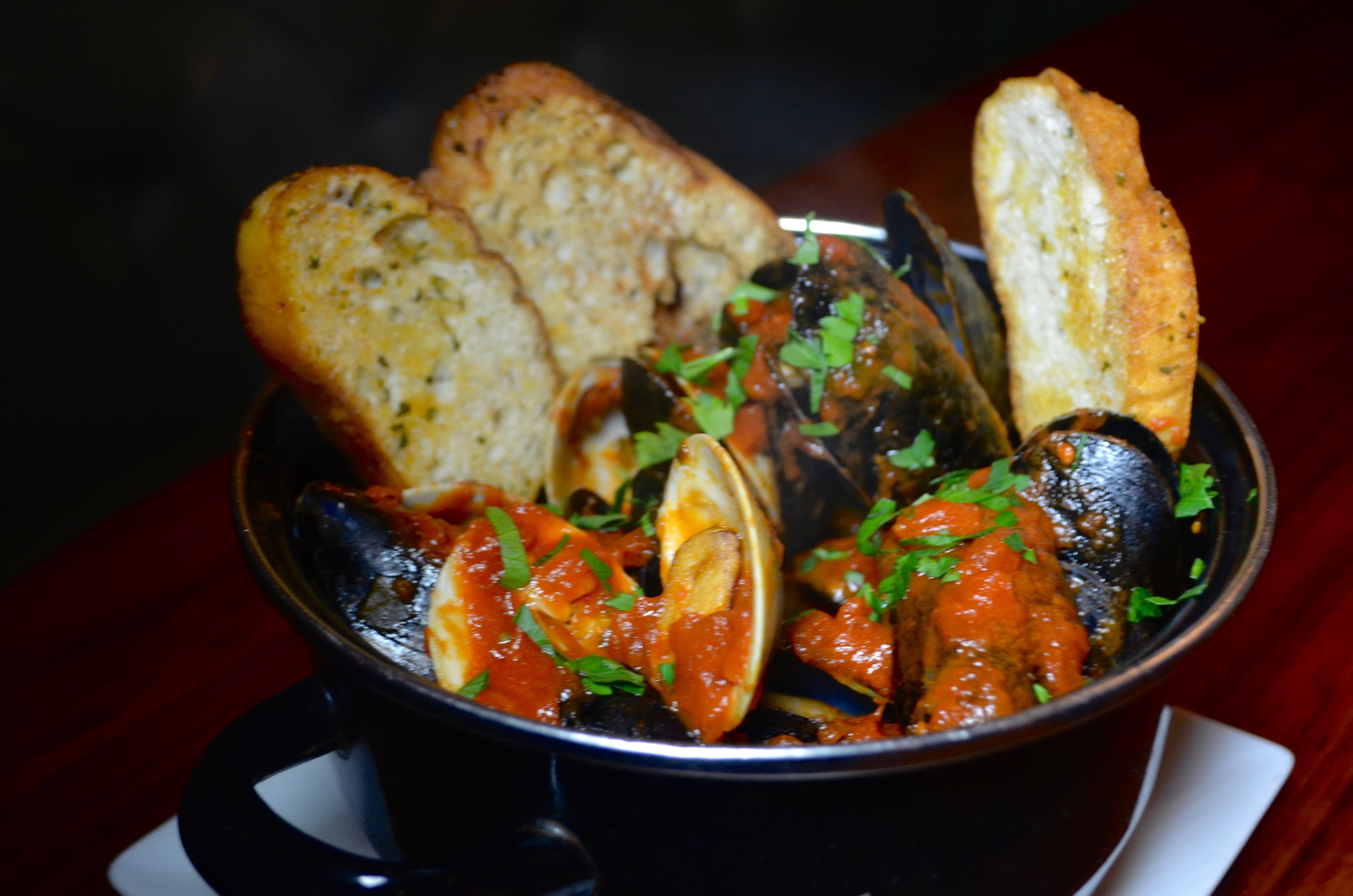 Mussels Clams Guazetto