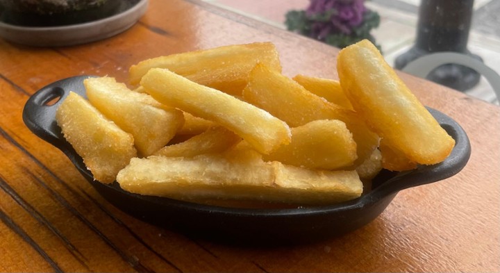 Cassava Fries (V, GF)