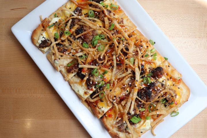 Brisket Rangoon Flatbread (Delivery)