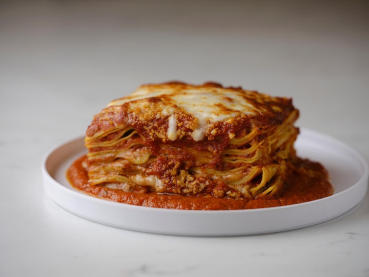Lasagna alla Bolognese  tray for 12ppl