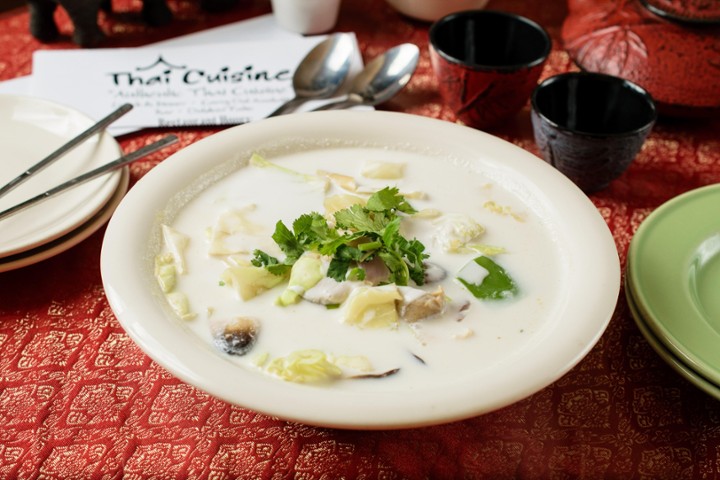 Tom Ka (Coconut Soup)