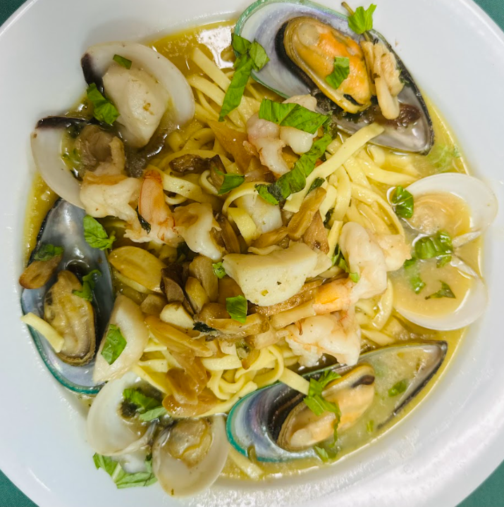 D-Linguini Seafood