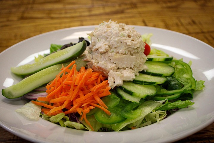 Tuna salad platter