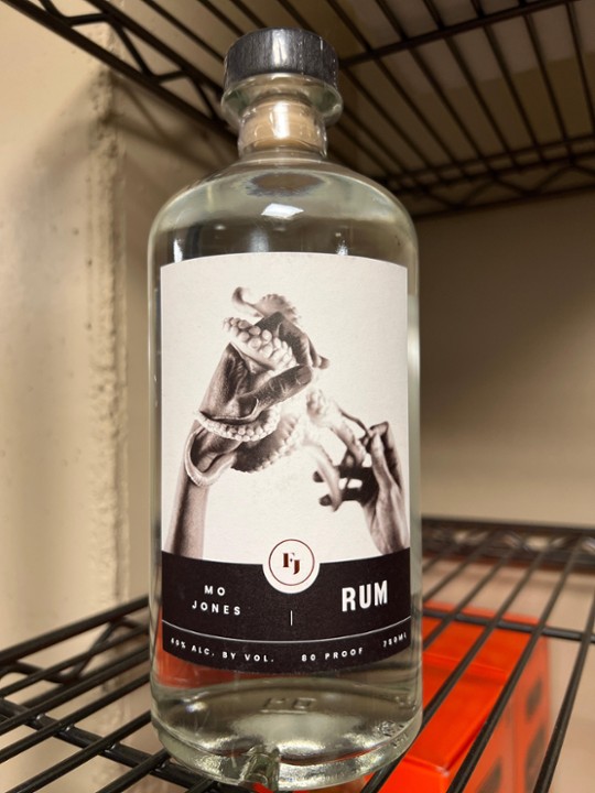 Mo Jones Rum 750ml