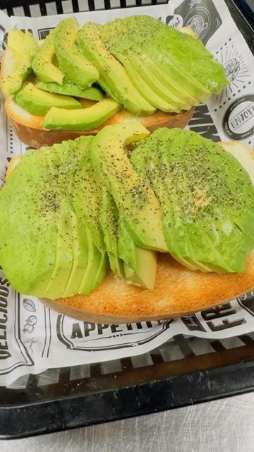 AVOCADO TOAST