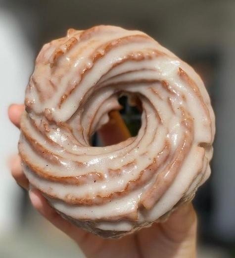 Cruller