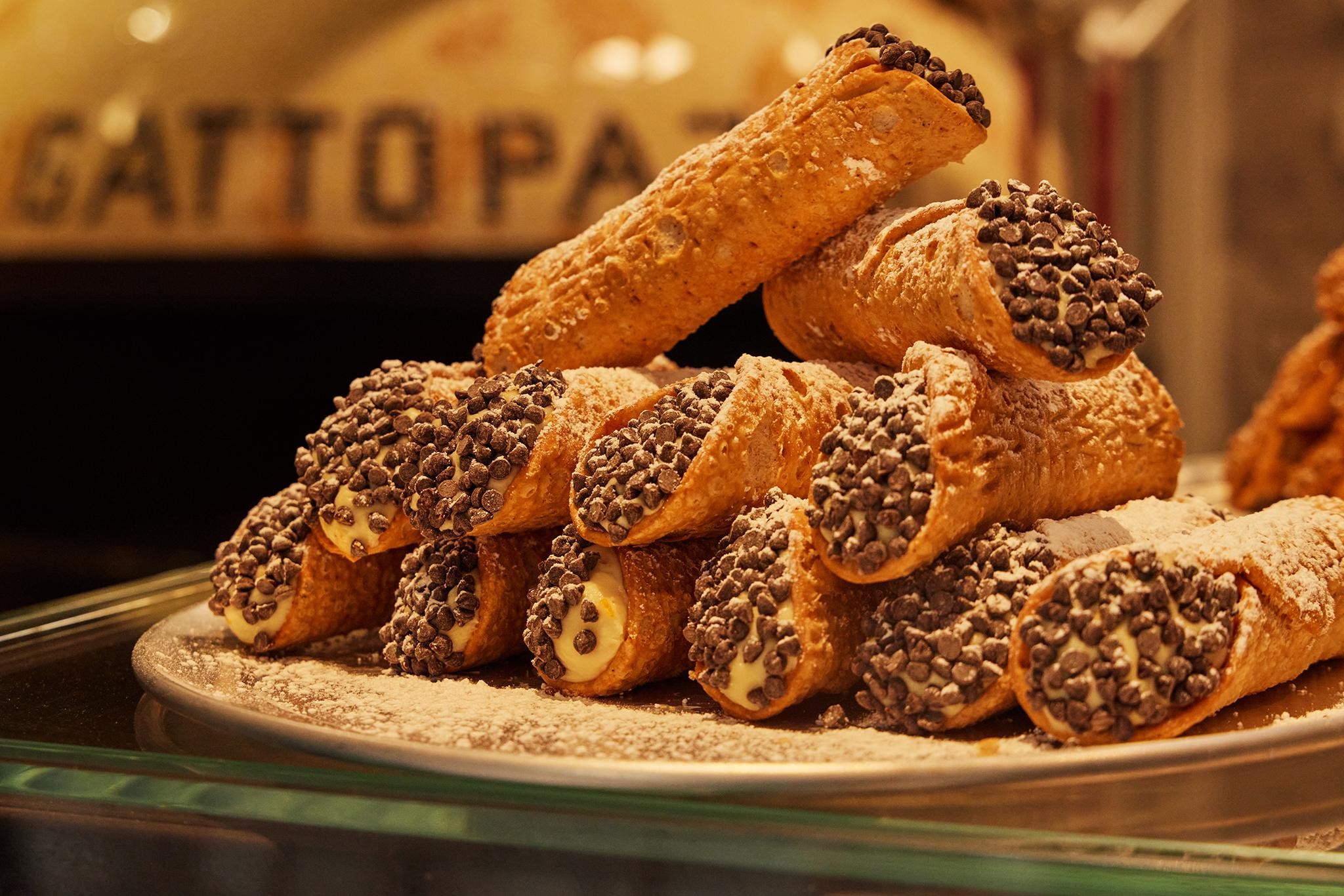 Classic Cannoli