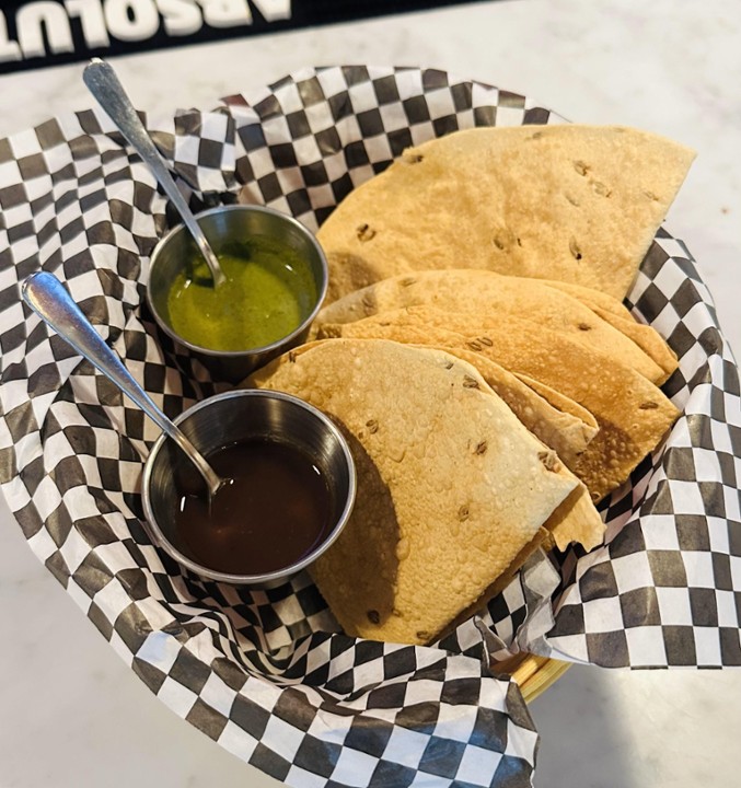 LENTIL CRACKERS (PAPAD)