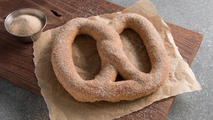 Cinnamon/Sugar Pretzel