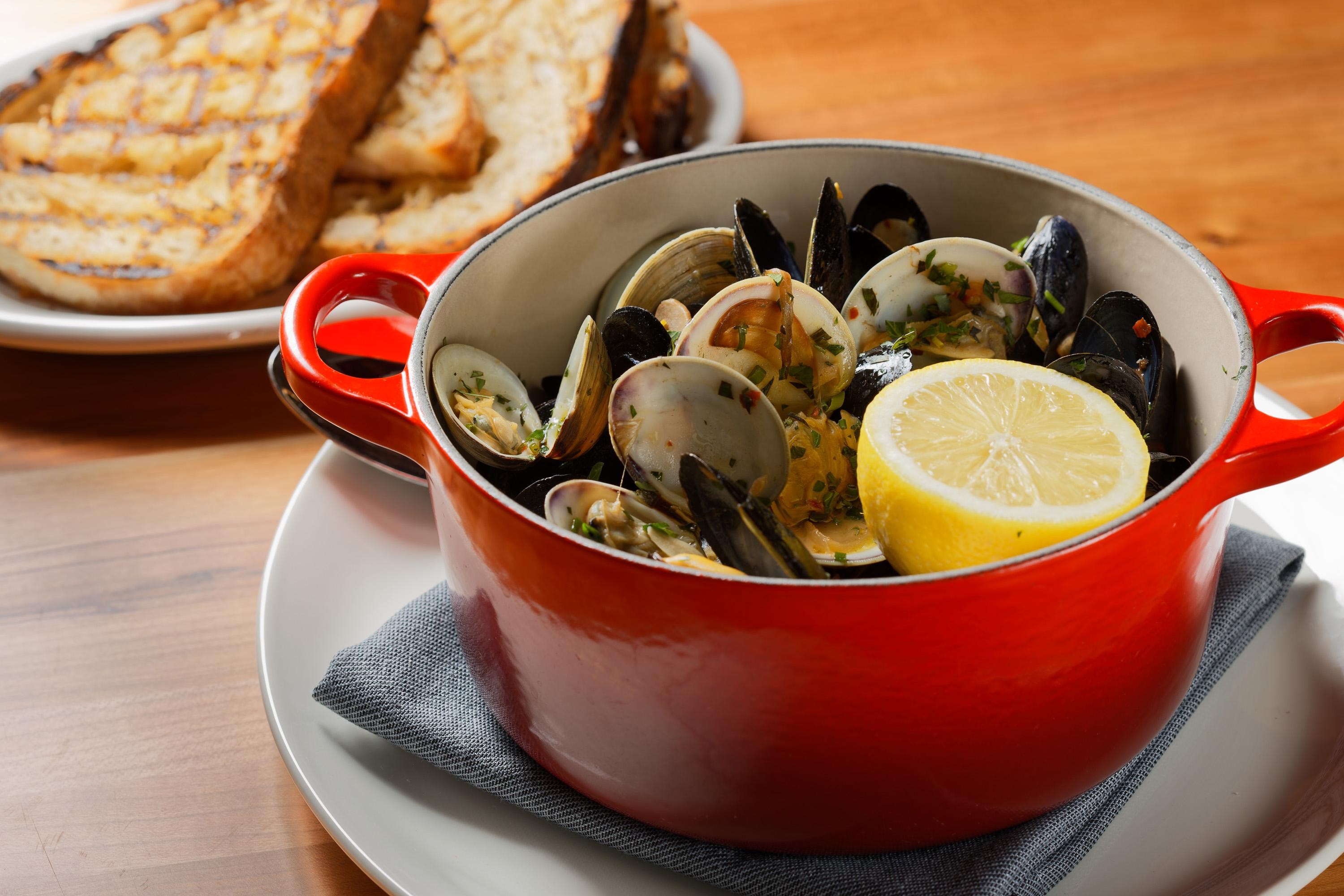 Mussels & Clams