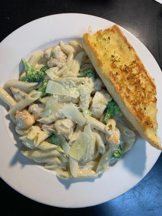 Chicken, Broccoli & Penne