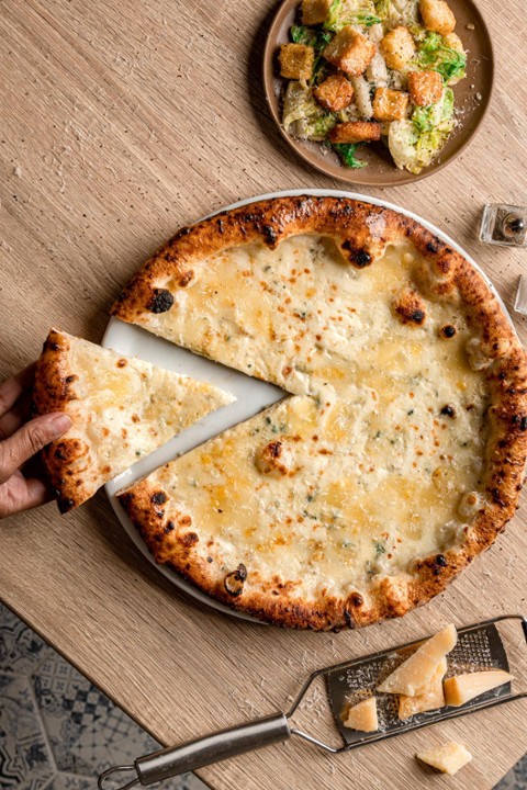 Four Formaggi Pizza (VG)