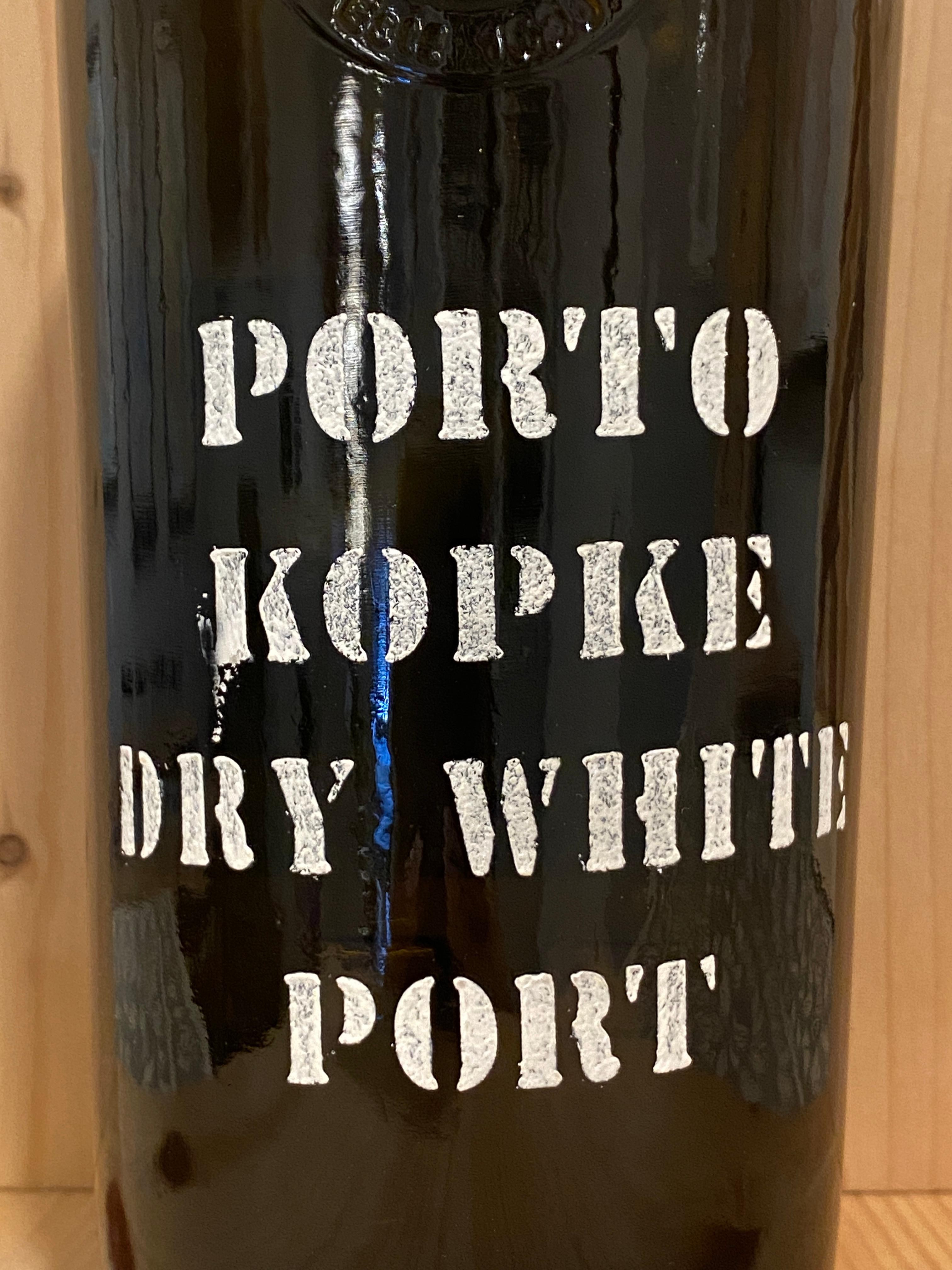Kopke Dry White Port NV: Port, Portugal