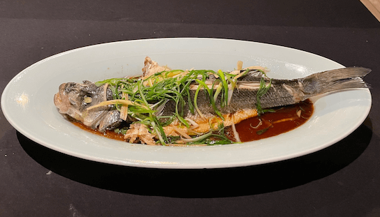 Steamed Sea Bass with Soy Sauce and Ginger 清蒸全鱼（鲈鱼）