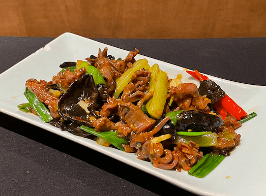 Stir-Fried Chicken Livers and Gizzards with Pickled Pepper Sauce 火爆鸡杂