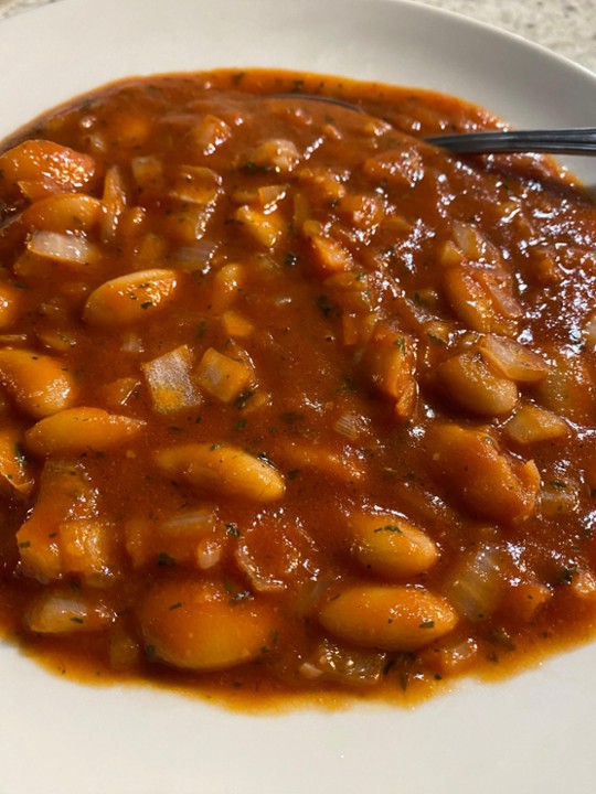 Gigantes (Giant Beans with Red Sauce)