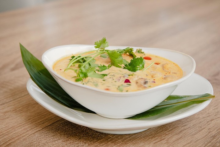 Tom Kha