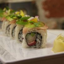 Yellowtail Lover Roll (8pc)