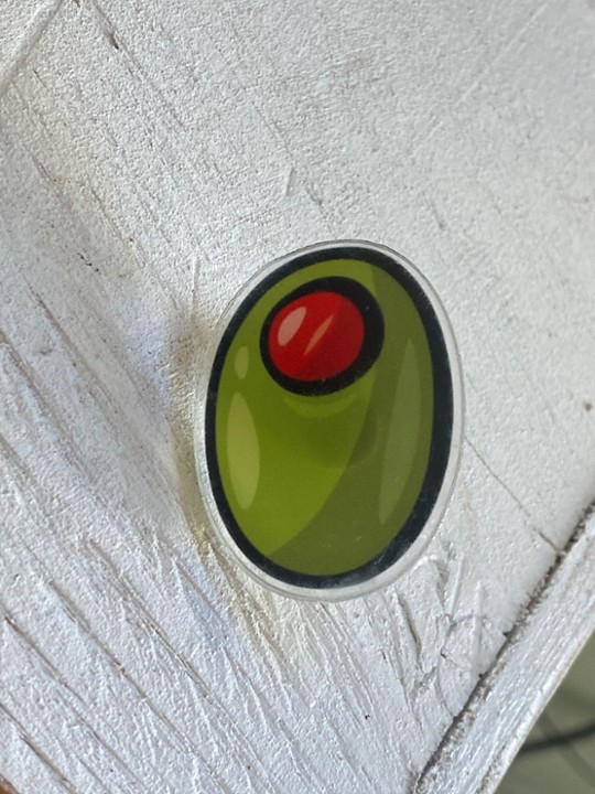 Olive Pin