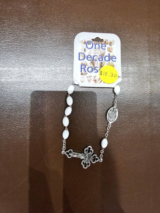 White One Decade Rosary, Kant Tangle