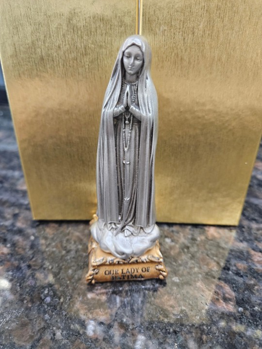 Our Lady of Fatima, 4"