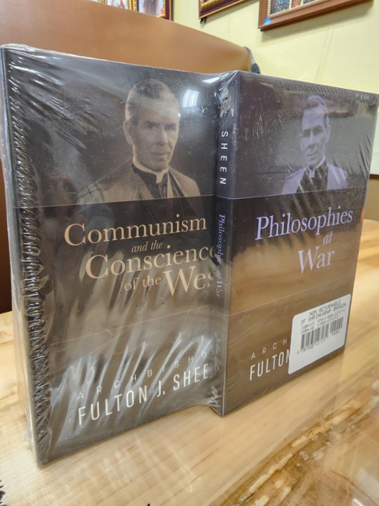 Archbishop Fulton Sheen Signature Set