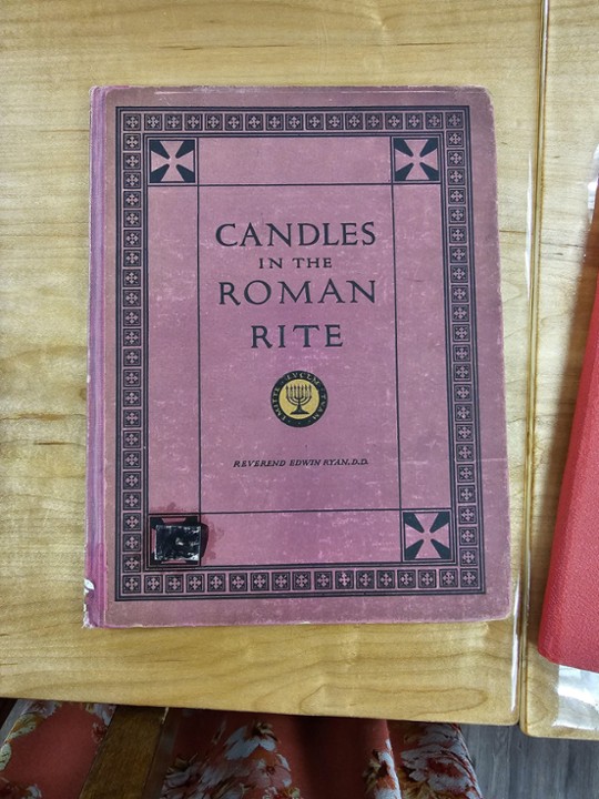 Candles in the Roman Rite (1933)