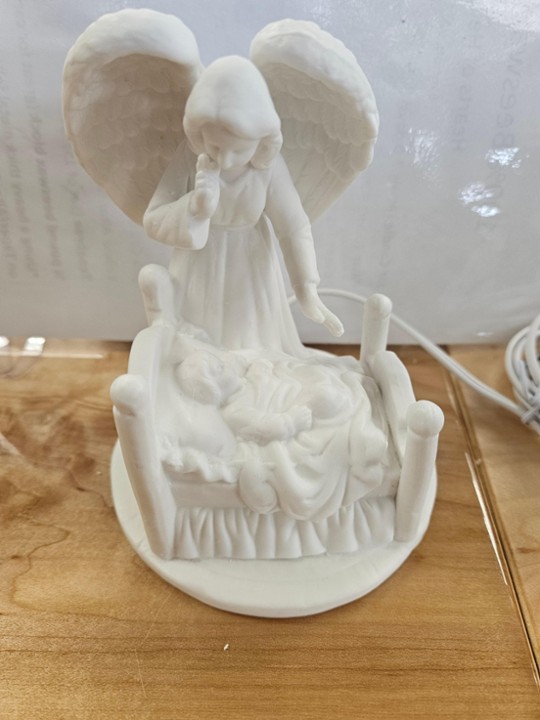 5.5" Guardian Angel with Baby White Night Light