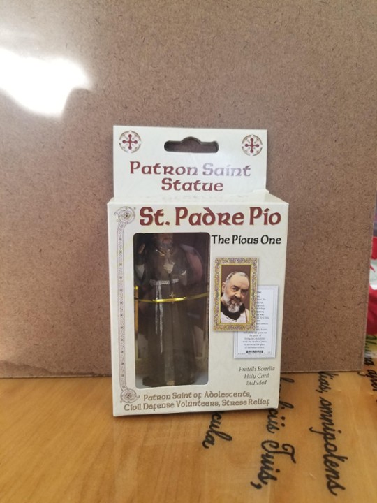 St. Padre Pio, 4"