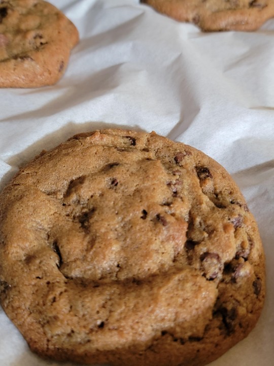 Frozen Chocolate Chip Cookie Dozen