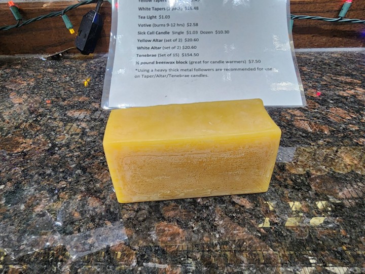 1/2 pound Beesewax block