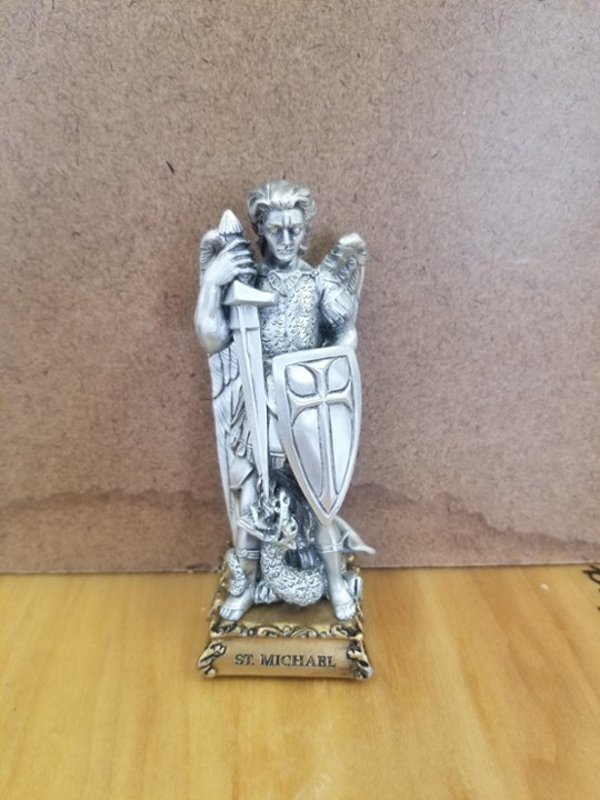 St. Michael, Defender of Glory, 4"