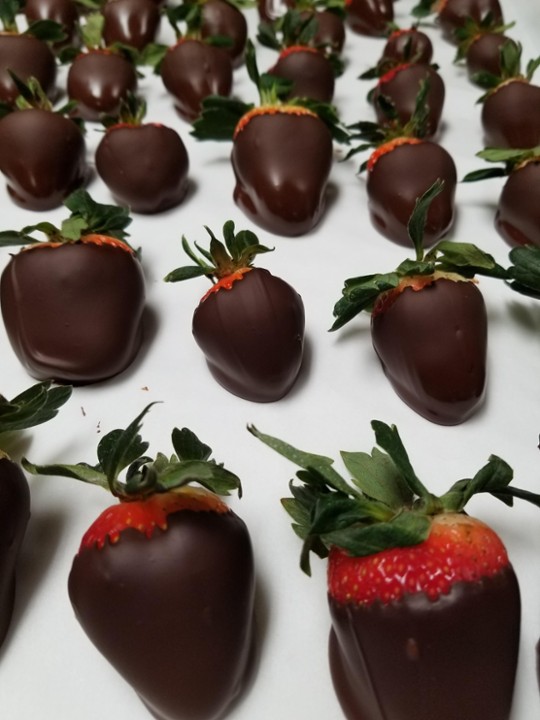 Chocolate Covered Strawberries (Pre-order Only)