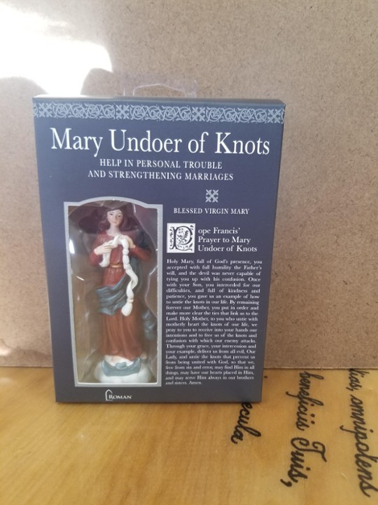 Our Lady, Undoer of Knots, 4.25"