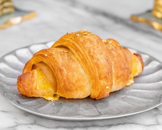 Vegan Ham And Cheese Croissant 🧀