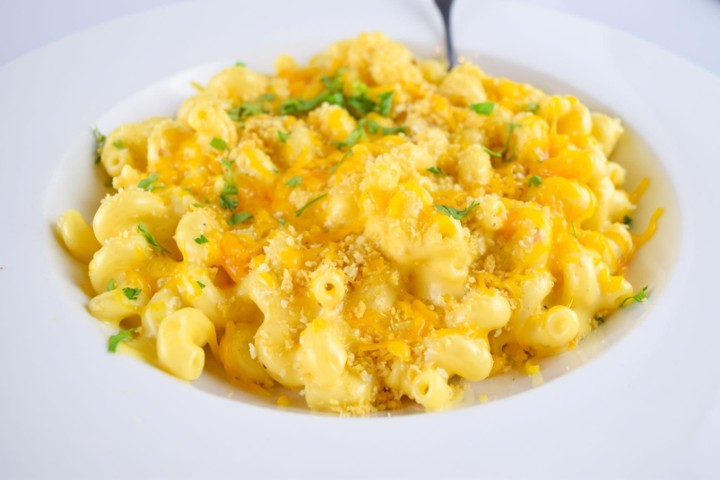 CLASSIC MAC AND CHEESE