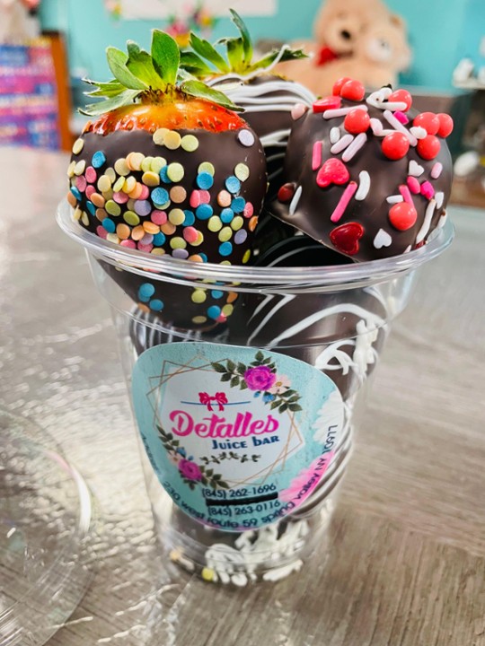 Chocolate Covered Strawberries Cup