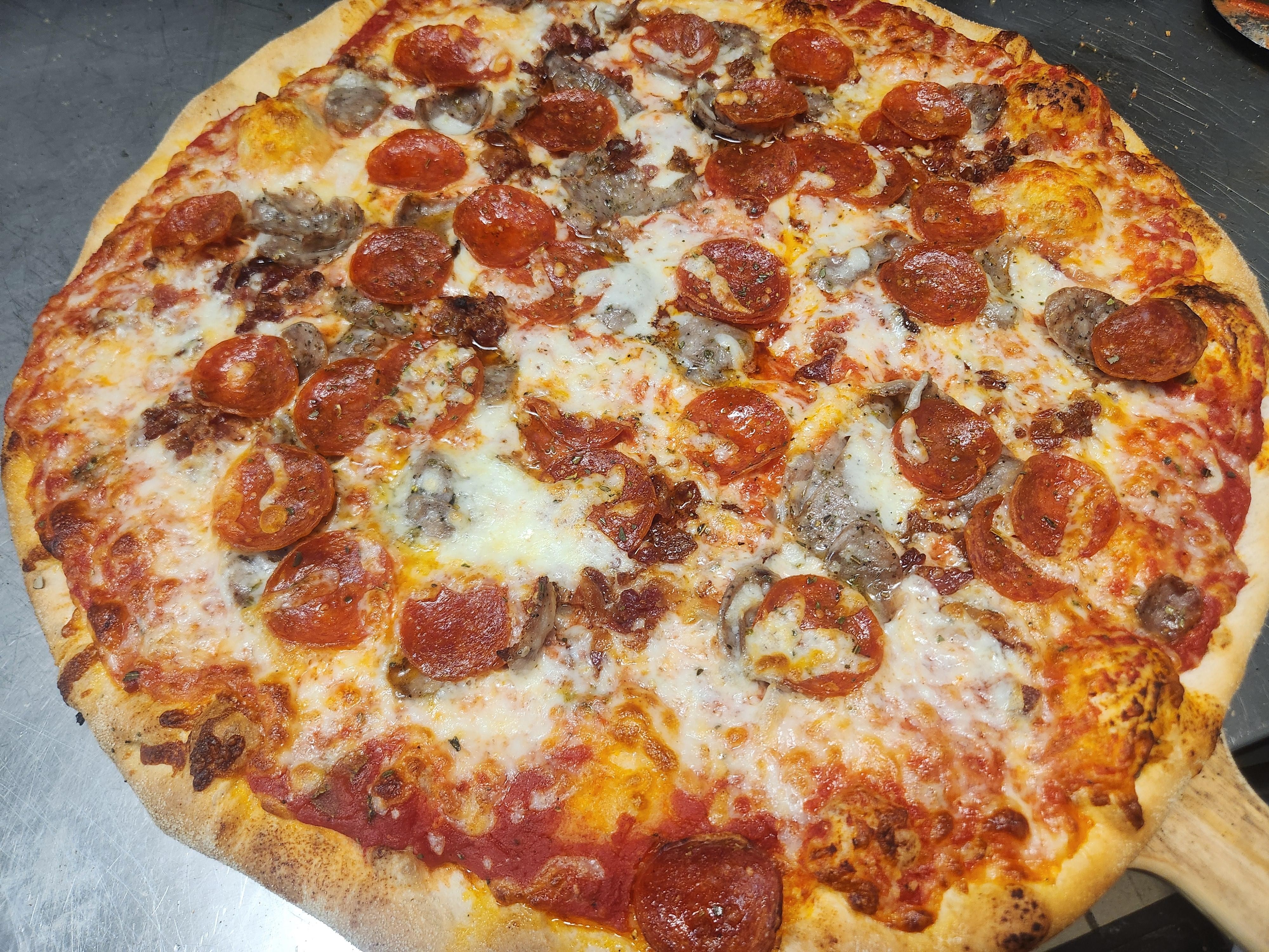 18" MEAT PIZZA