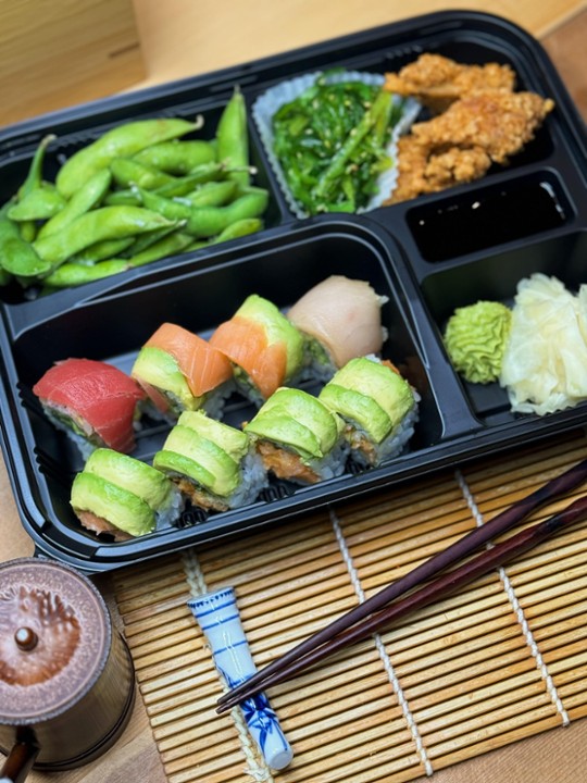 Nakato "Classic" Bento Box