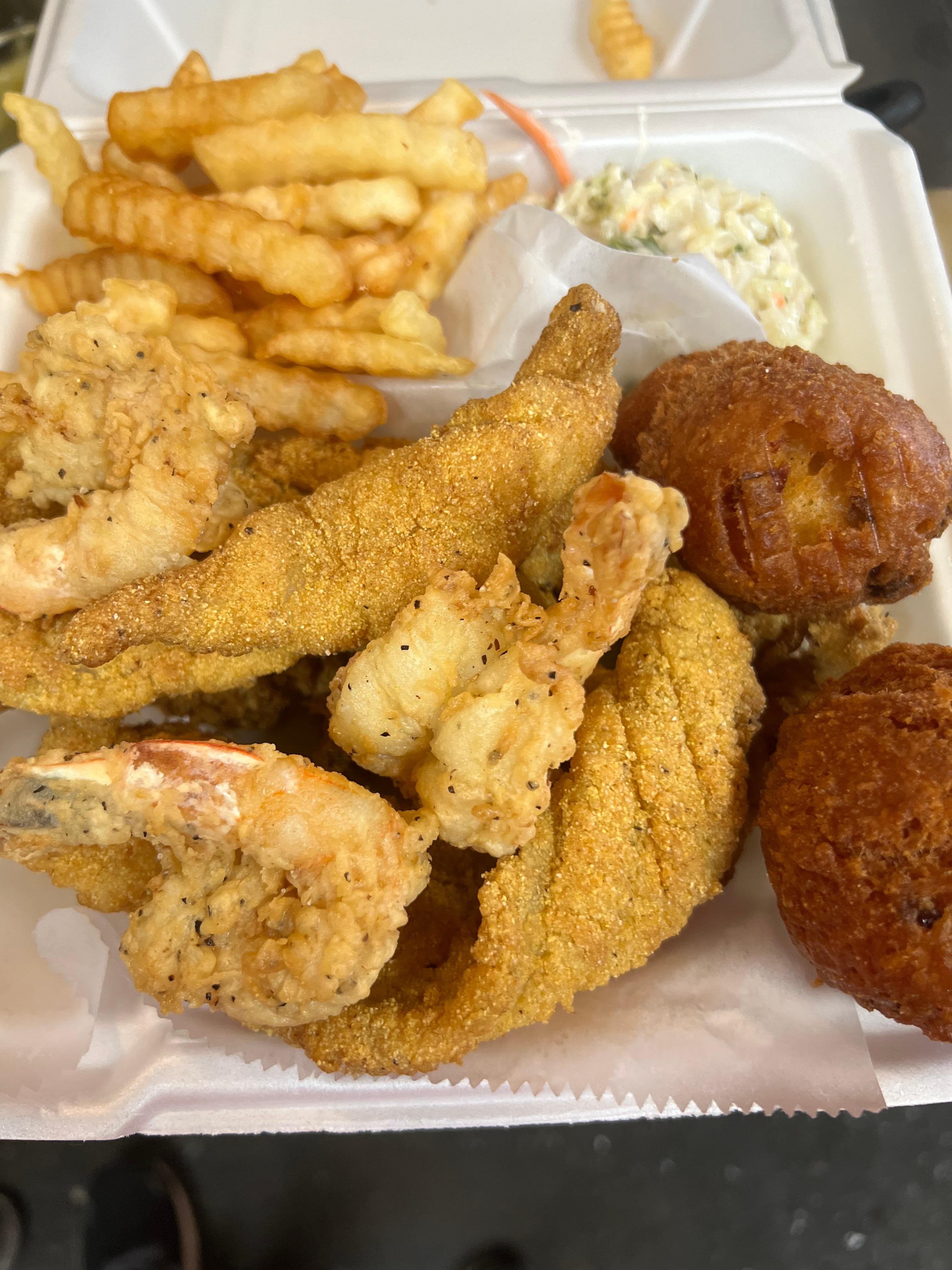 Sportsman Fish And Grill 1598 Carter Street - Combo Fish & Jumbo Shrimp