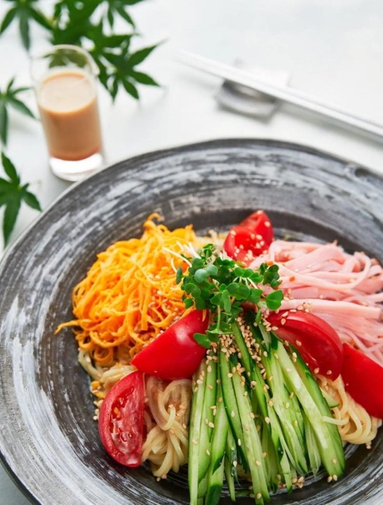 Hiyashi  Chuka (Japanese Cold Ramen Noodle) 冷面